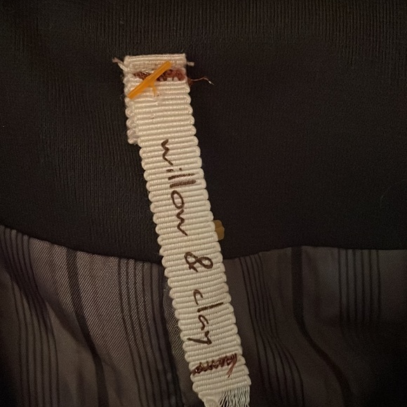 Forest green blazer size medium Willow and Clay with fabulous buttons - Picture 6 of 6